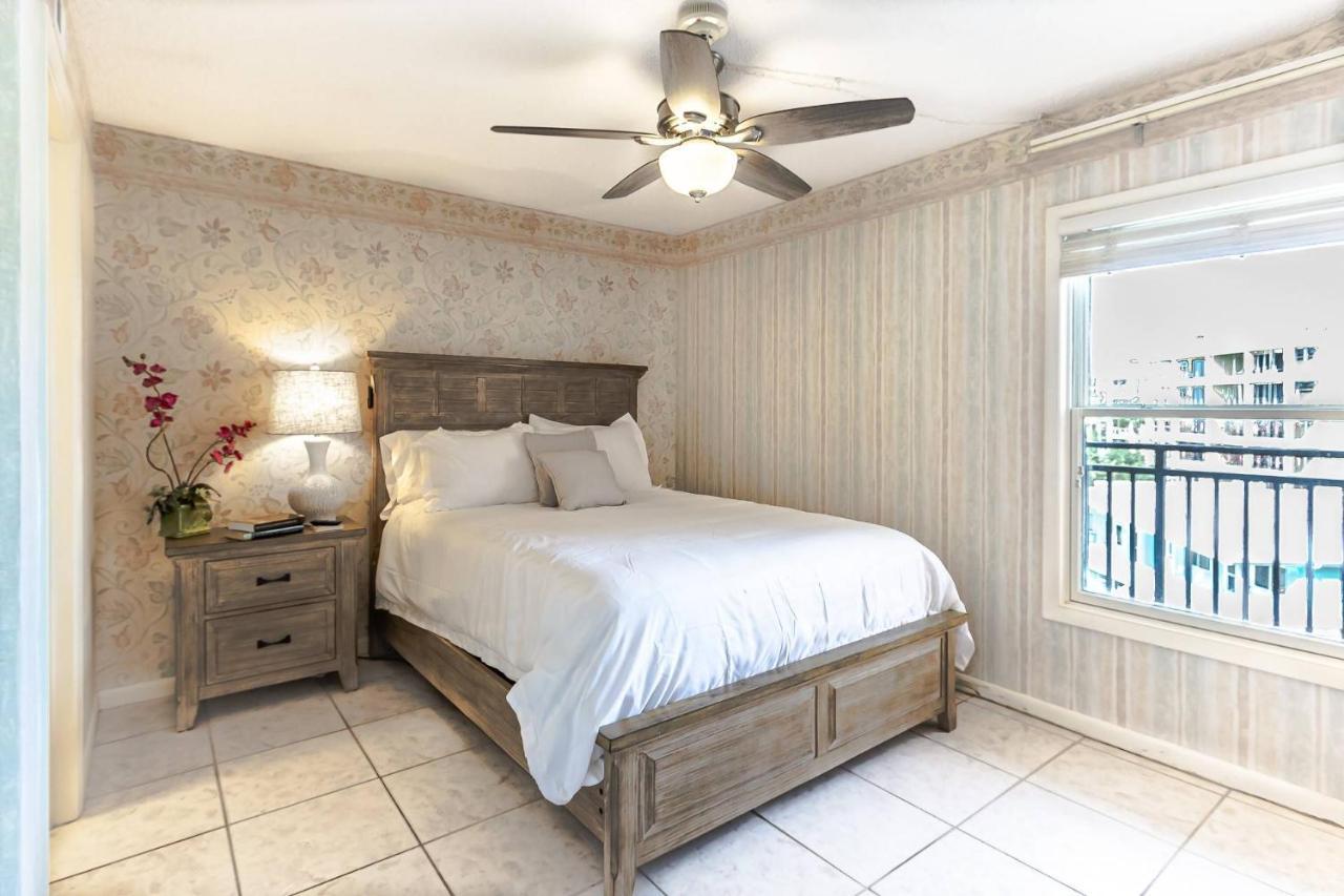 Siesta Breakers Penthouse On The Beach ساراسوتا المظهر الخارجي الصورة